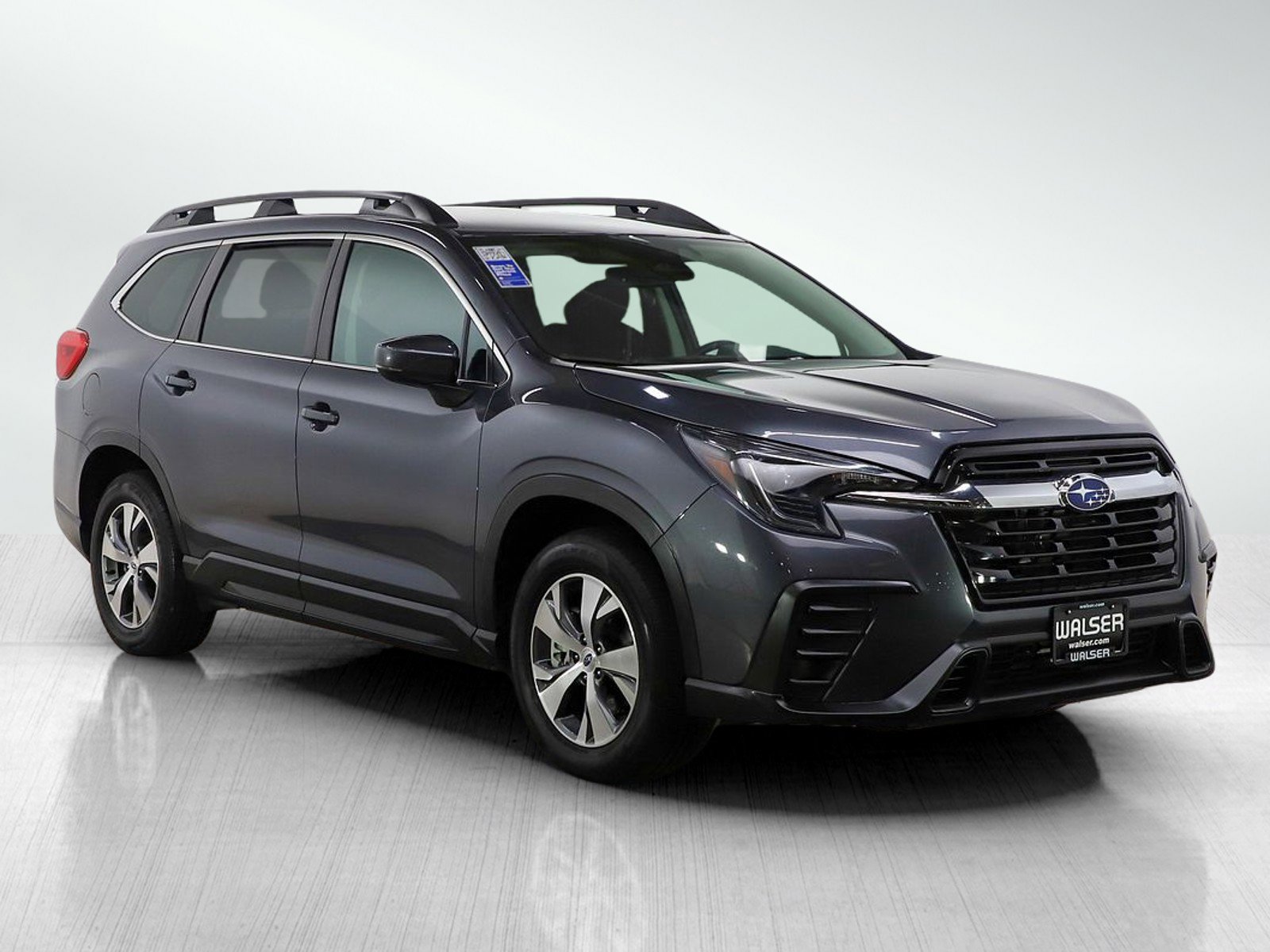 Used 2024 Subaru Ascent Premium w/ Convenience Package image 7