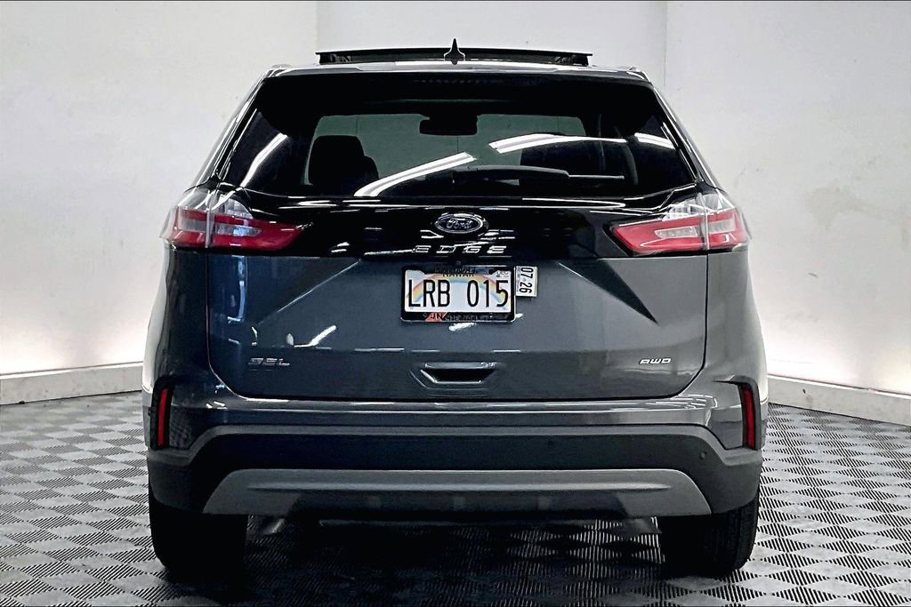 Used 2023 Ford Edge SEL w/ Convenience Package image 3
