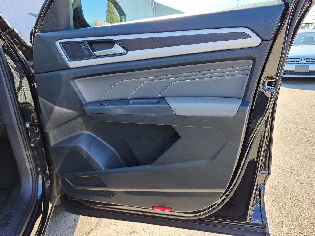 Certified 2023 Volkswagen Atlas SE w/ Panoramic Sunroof Package image 18