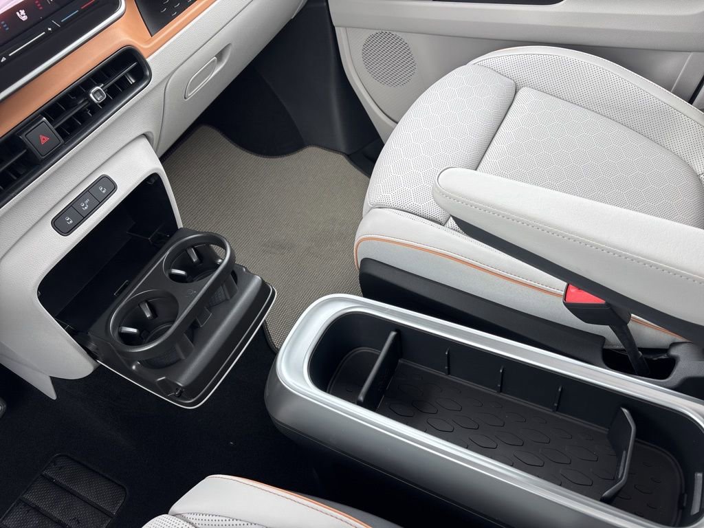 New 2025 Volkswagen ID. Buzz Pro S Plus image 18