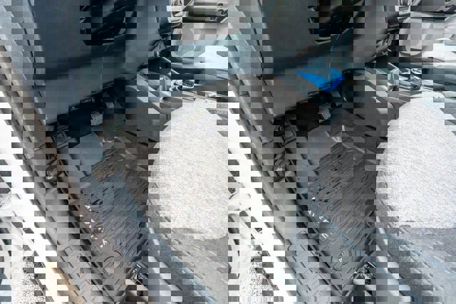 New 2025 Ford Maverick XLT image 32