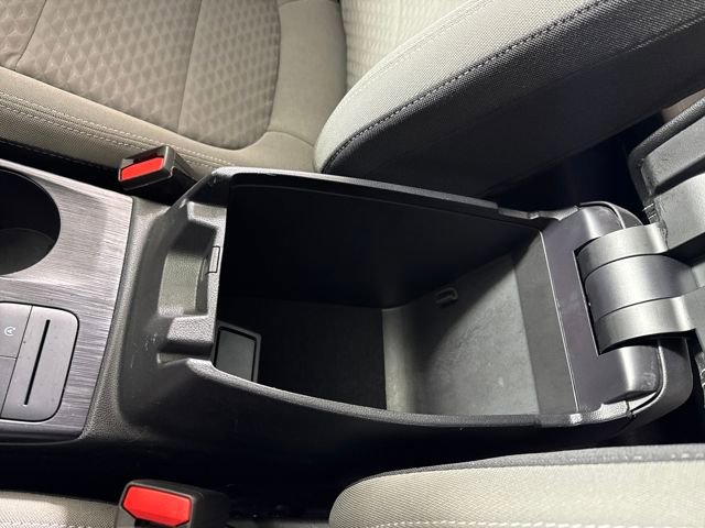Used 2022 Ford Escape SE w/ Convenience Package image 39