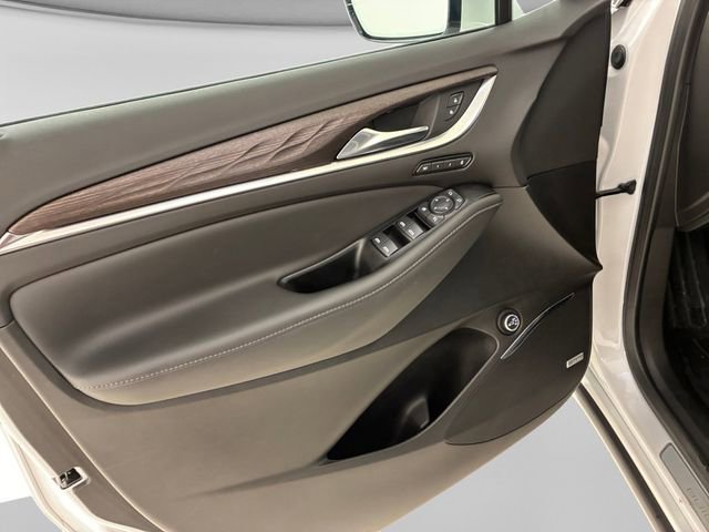 Used 2024 Buick Enclave Avenir w/ Avenir Technology Package image 13