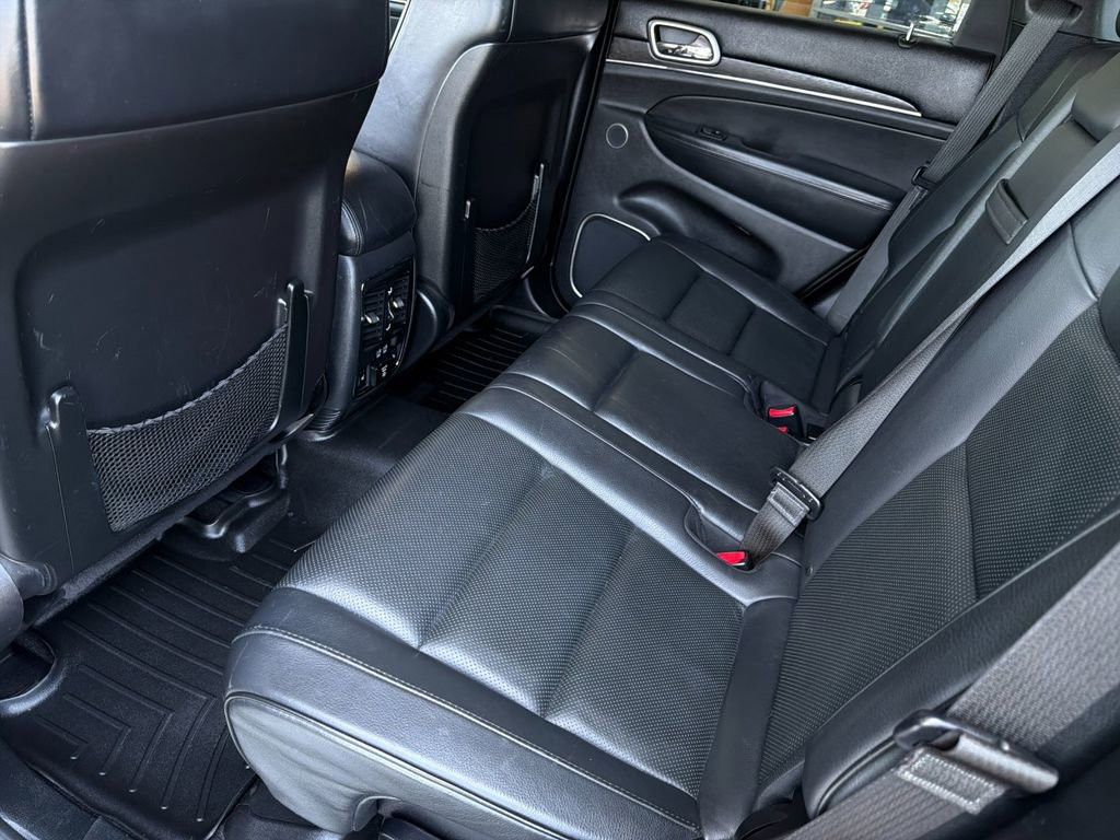 Used 2017 Jeep Grand Cherokee Summit AWD/4WD image 12