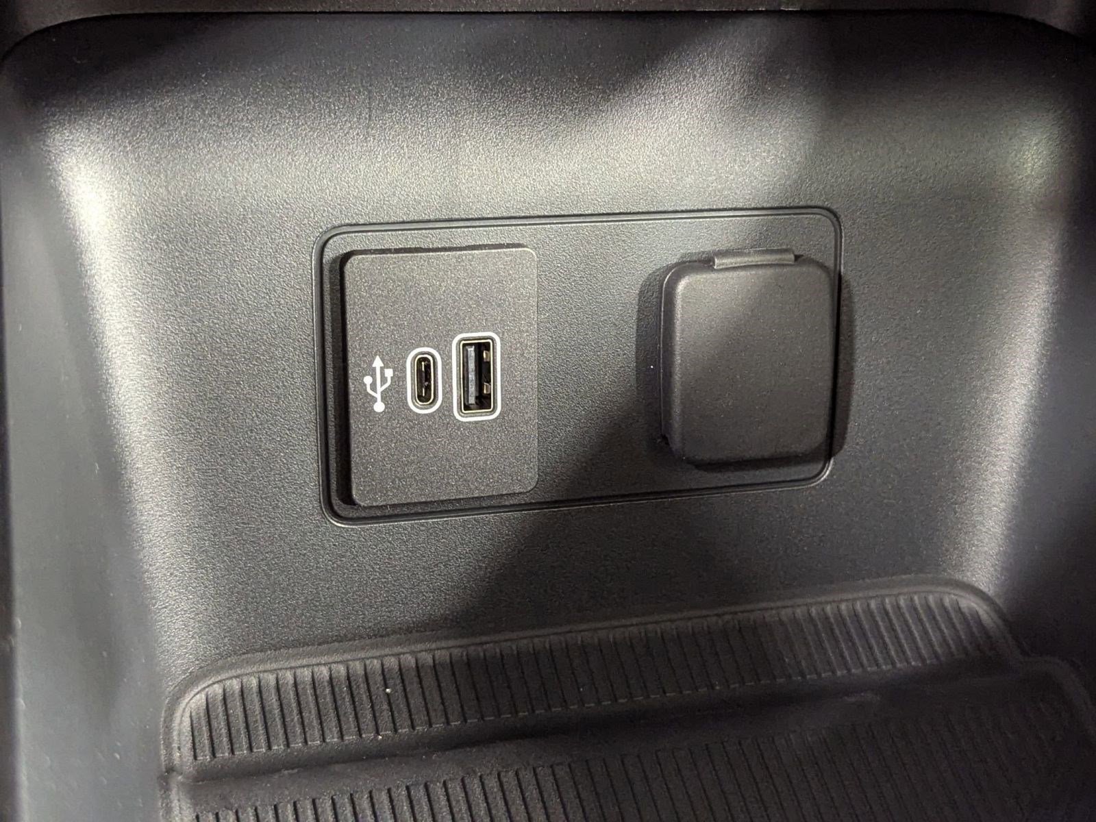 New 2026 Ford Explorer Active w/ Active Comfort Package image 27