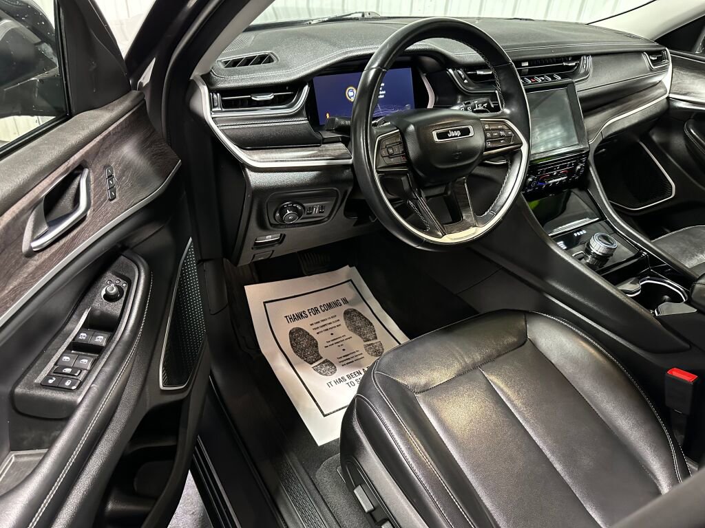 Used 2021 Jeep Grand Cherokee L Limited image 6