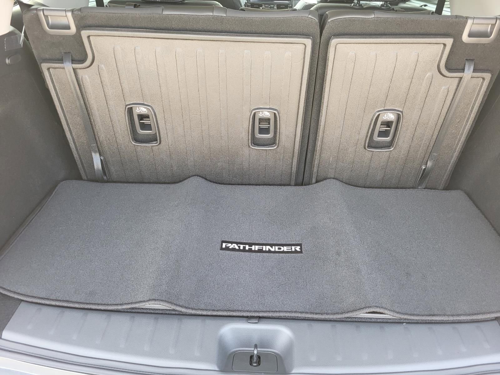 New 2026 Nissan Pathfinder Platinum FWD image 15
