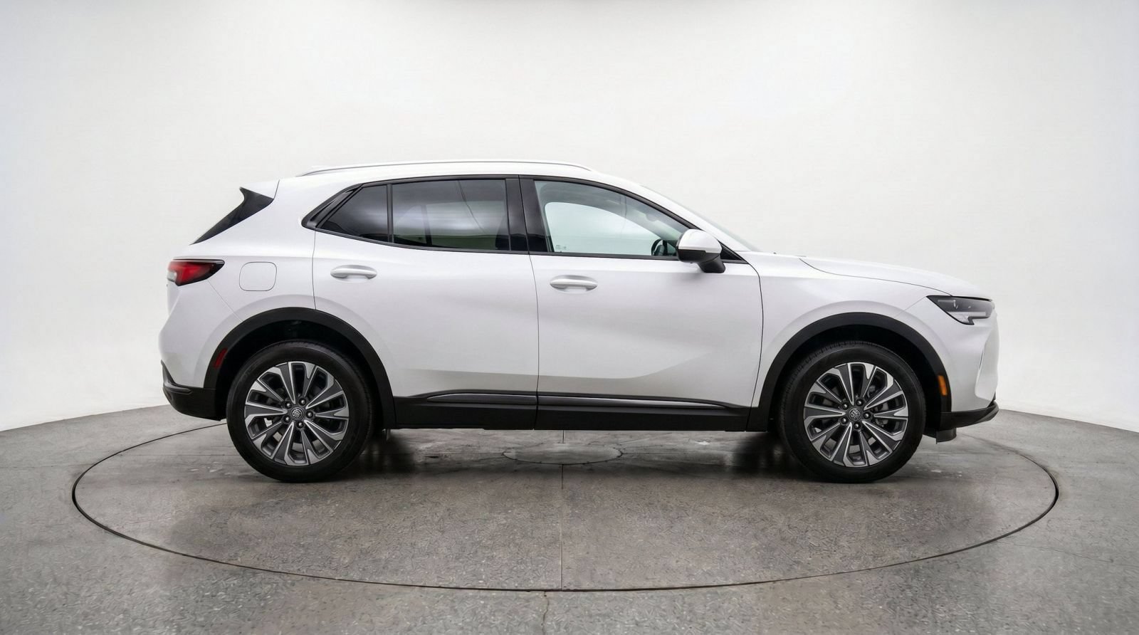Used 2024 Buick Envision Preferred AWD/4WD image 14