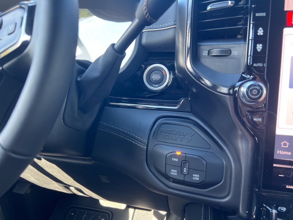 New 2026 RAM 3500 Limited AWD/4WD image 24