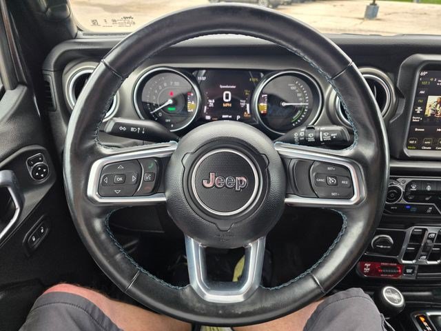 Used 2023 Jeep Wrangler Unlimited Rubicon 4xe w/ Cold Weather Group AWD/4WD image 33