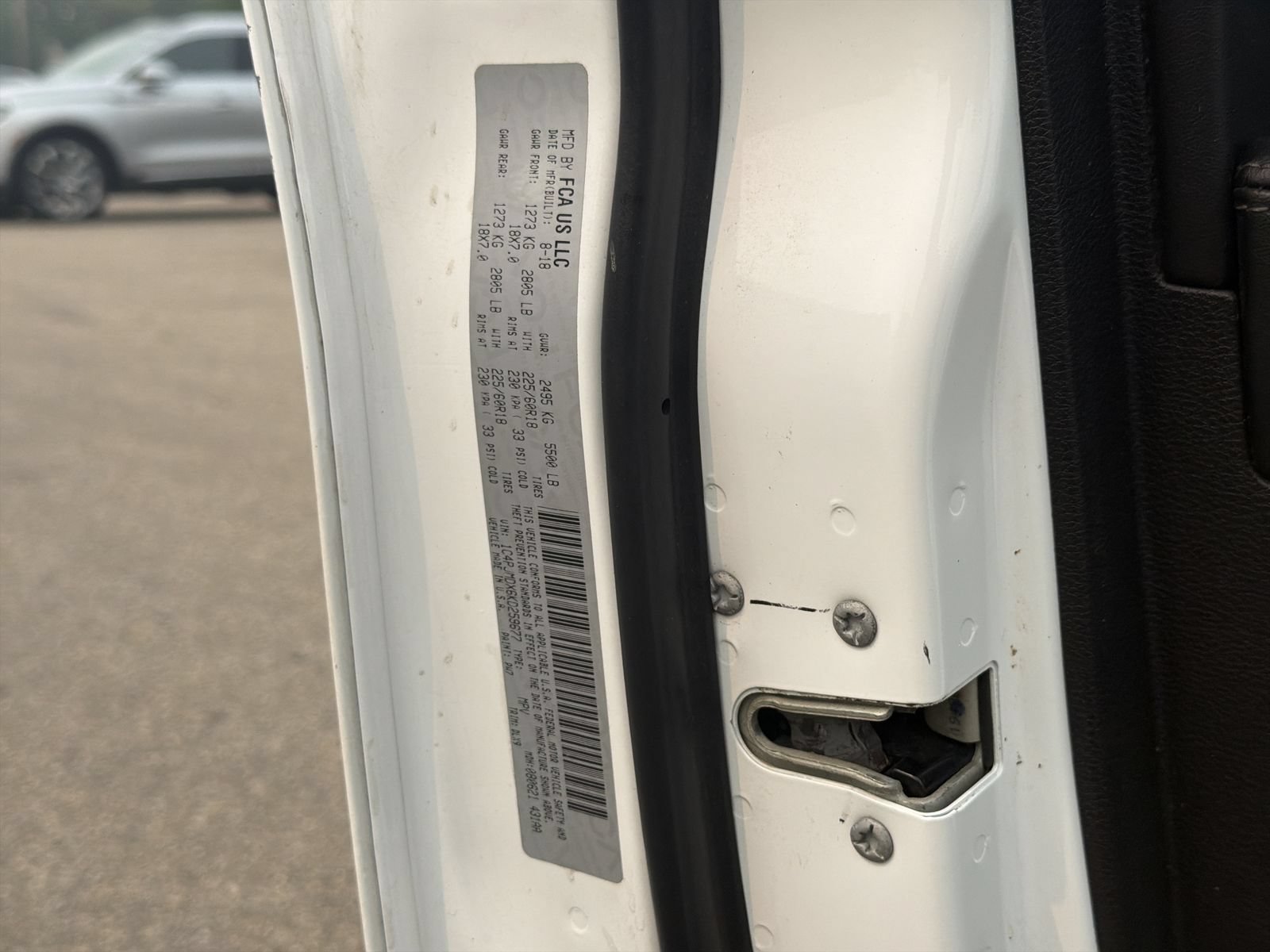 Used 2019 Jeep Cherokee Limited AWD/4WD image 38