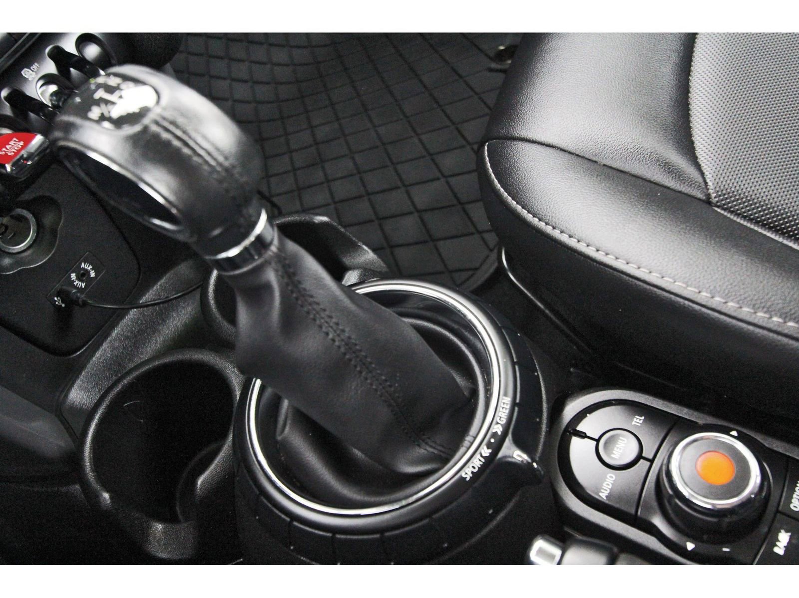 Used 2017 MINI Cooper 4-Door Hardtop image 26