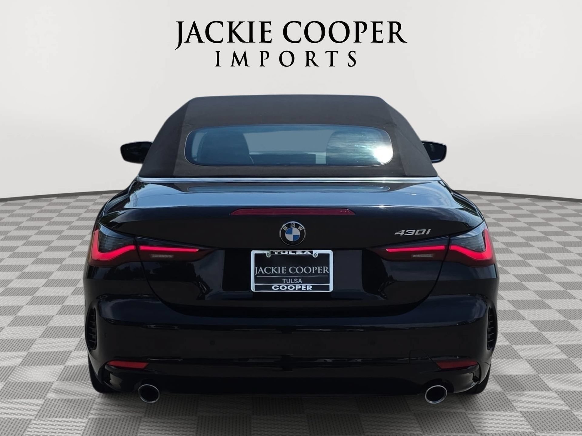 Used 2025 BMW 430i Convertible RWD image 6