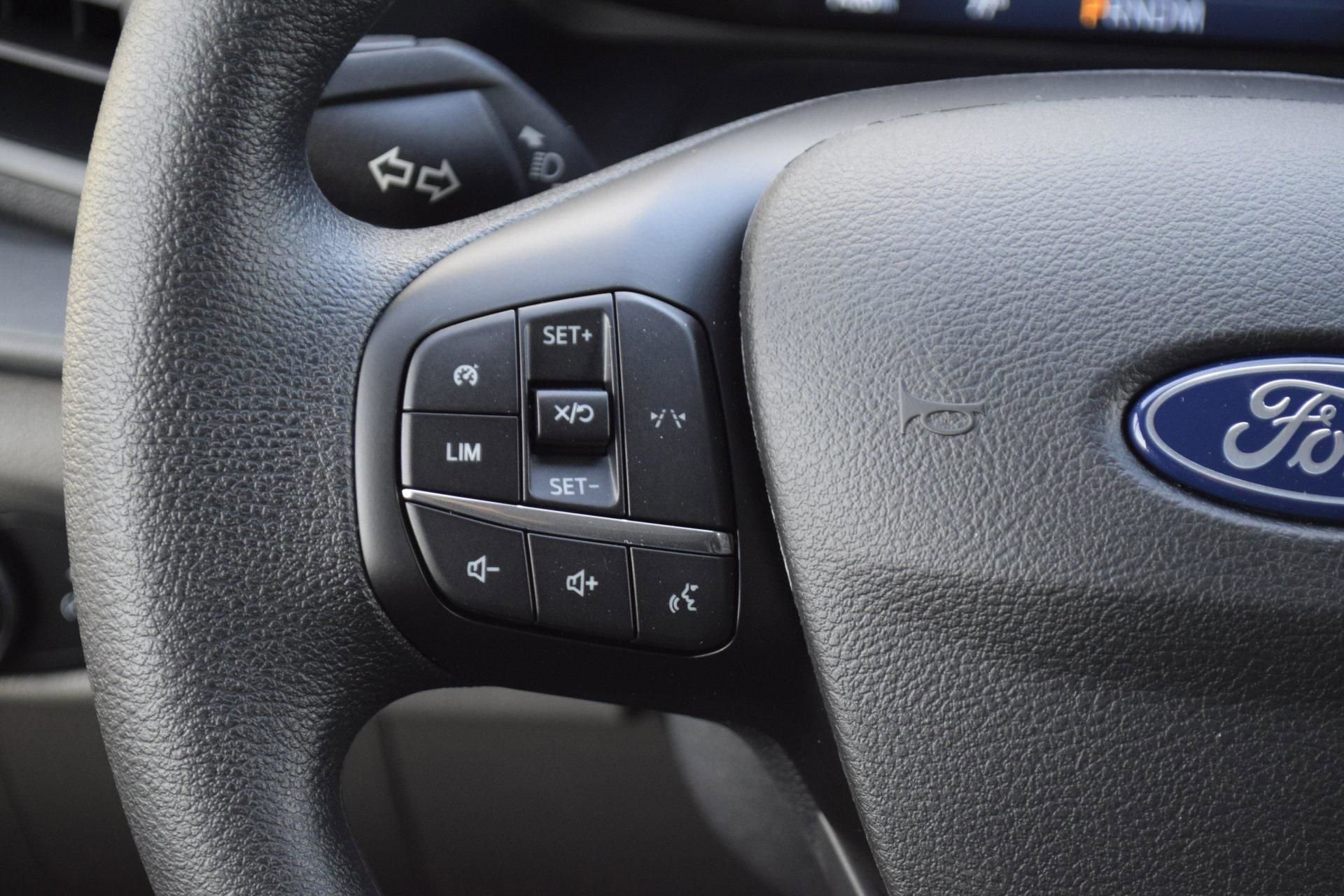 New 2026 Ford Transit 250 148 Medium Roof w/ Load Area Protection Package image 9