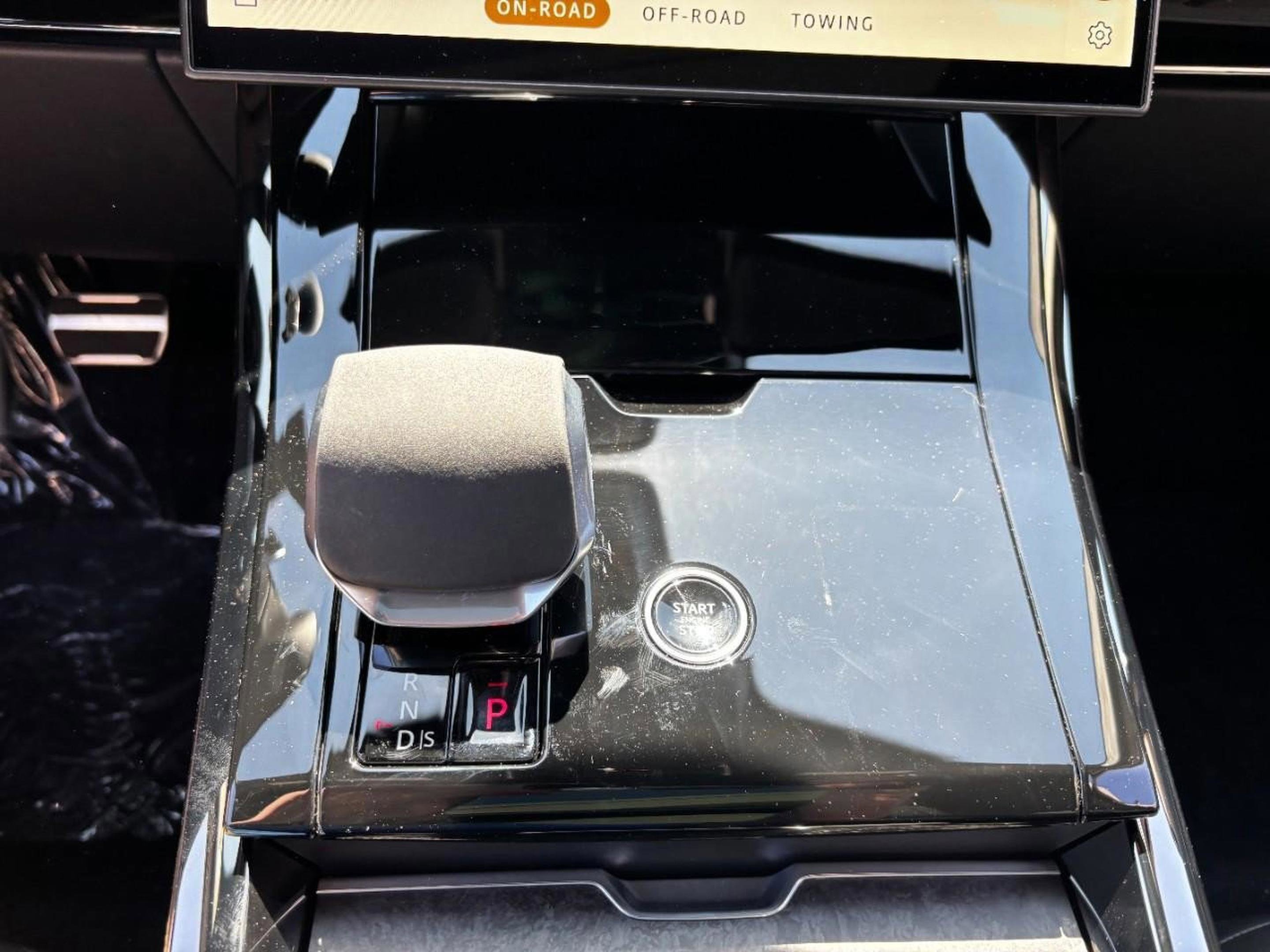 New 2025 Land Rover Range Rover Sport Autobiography image 27