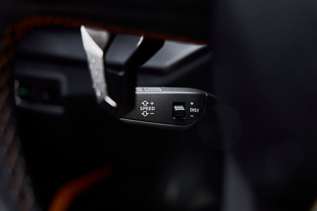 Used 2023 Lamborghini Urus Performante AWD/4WD image 70