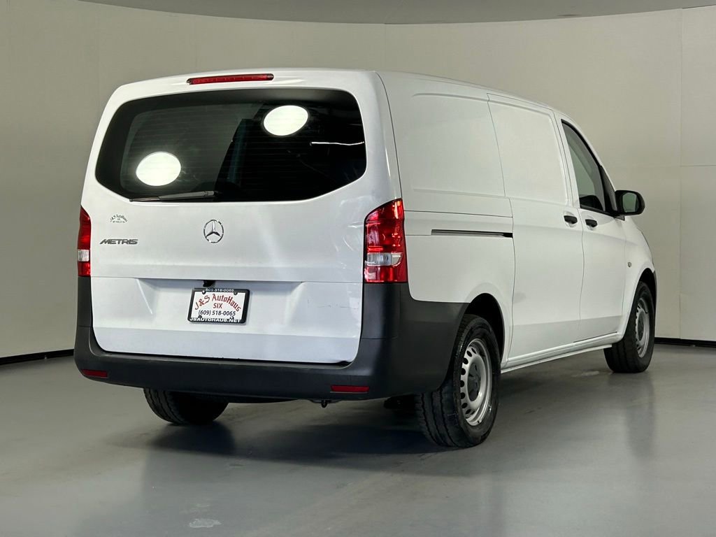 Used 2022 Mercedes-Benz Metris image 7