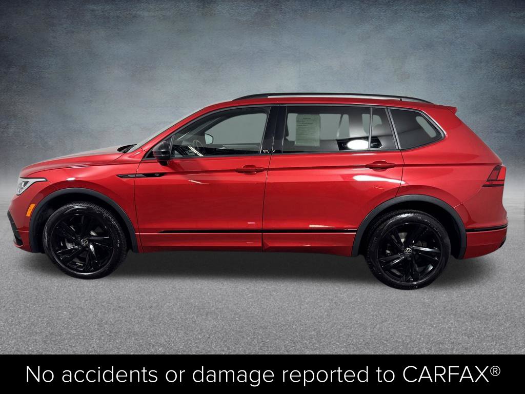 Used 2024 Volkswagen Tiguan SE R-Line AWD/4WD image 3