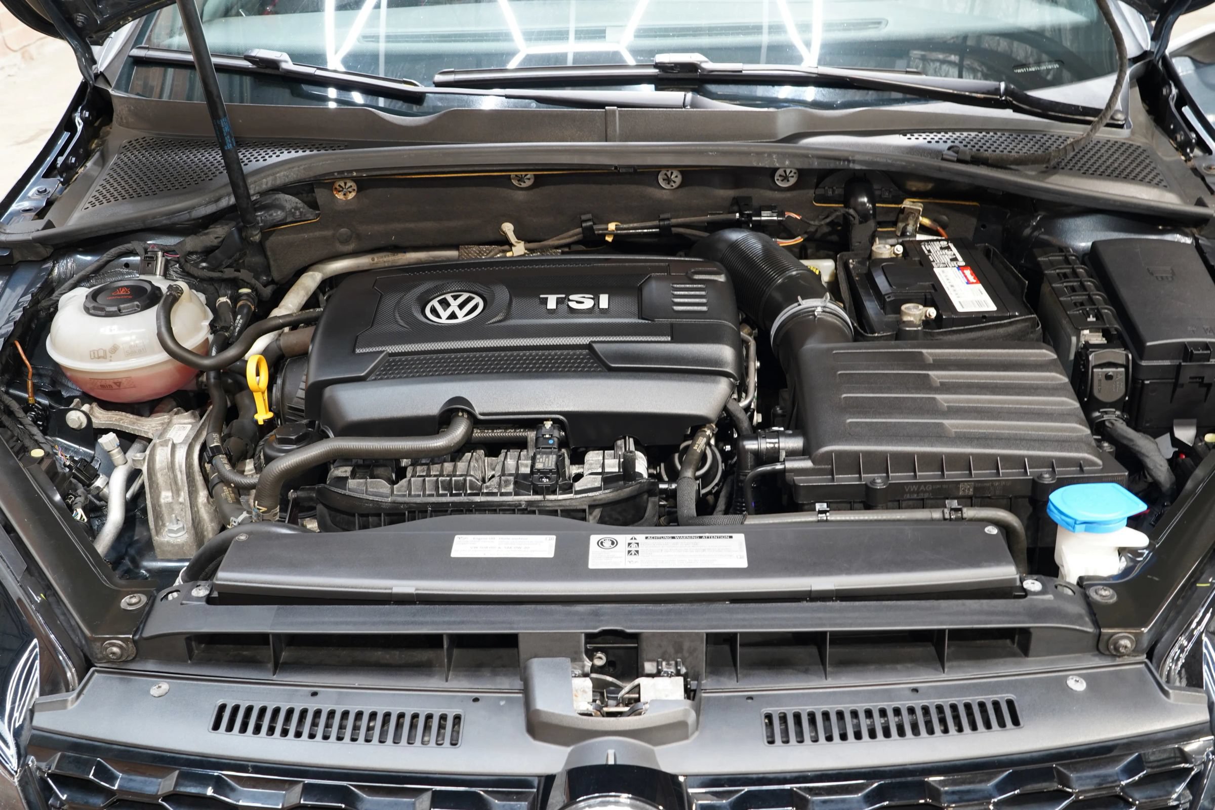 Used 2019 Volkswagen GTI S w/ Driver Assistance Package FWD image 21