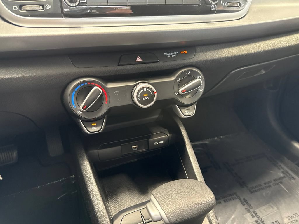 Used 2023 Kia Rio S FWD image 17