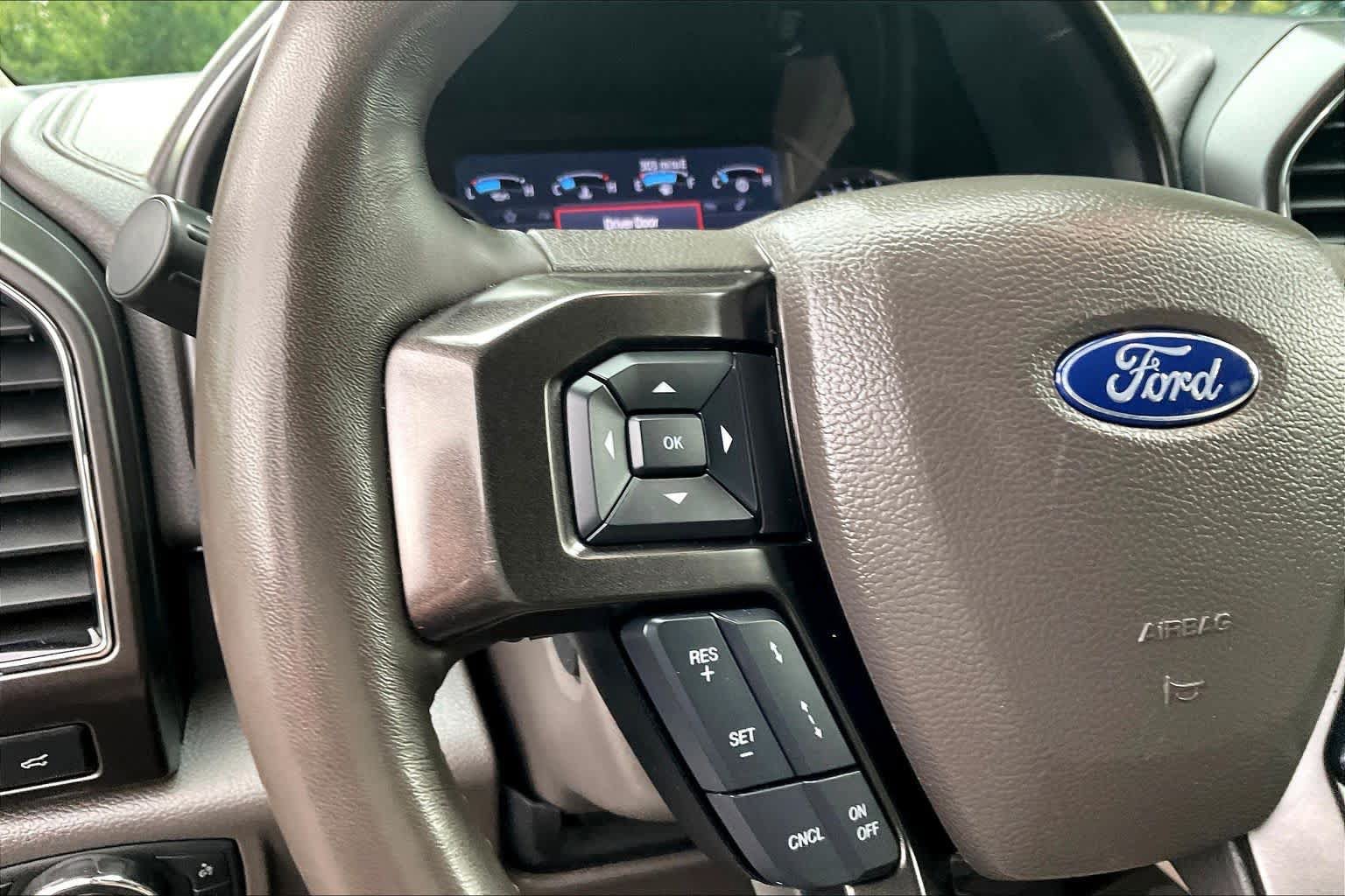 Used 2021 Ford Expedition Limited AWD/4WD image 26