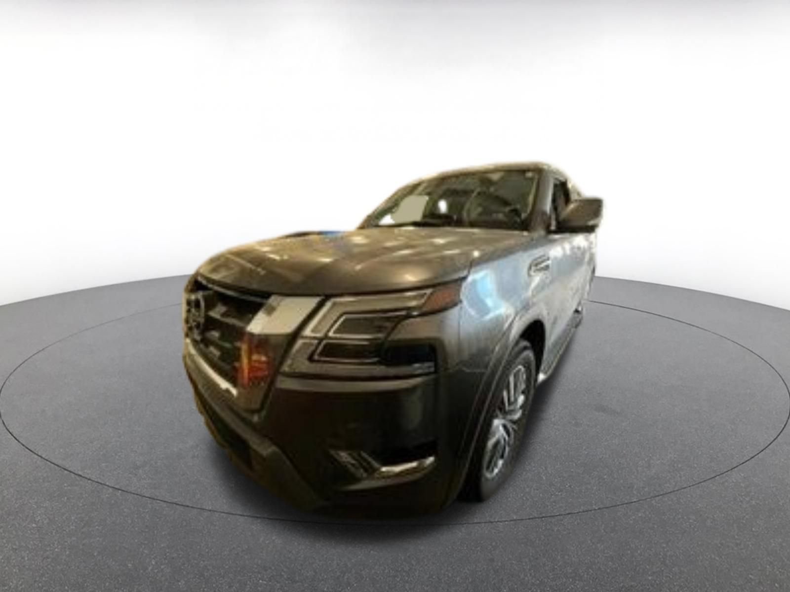 Used 2024 Nissan Armada SL RWD image 3