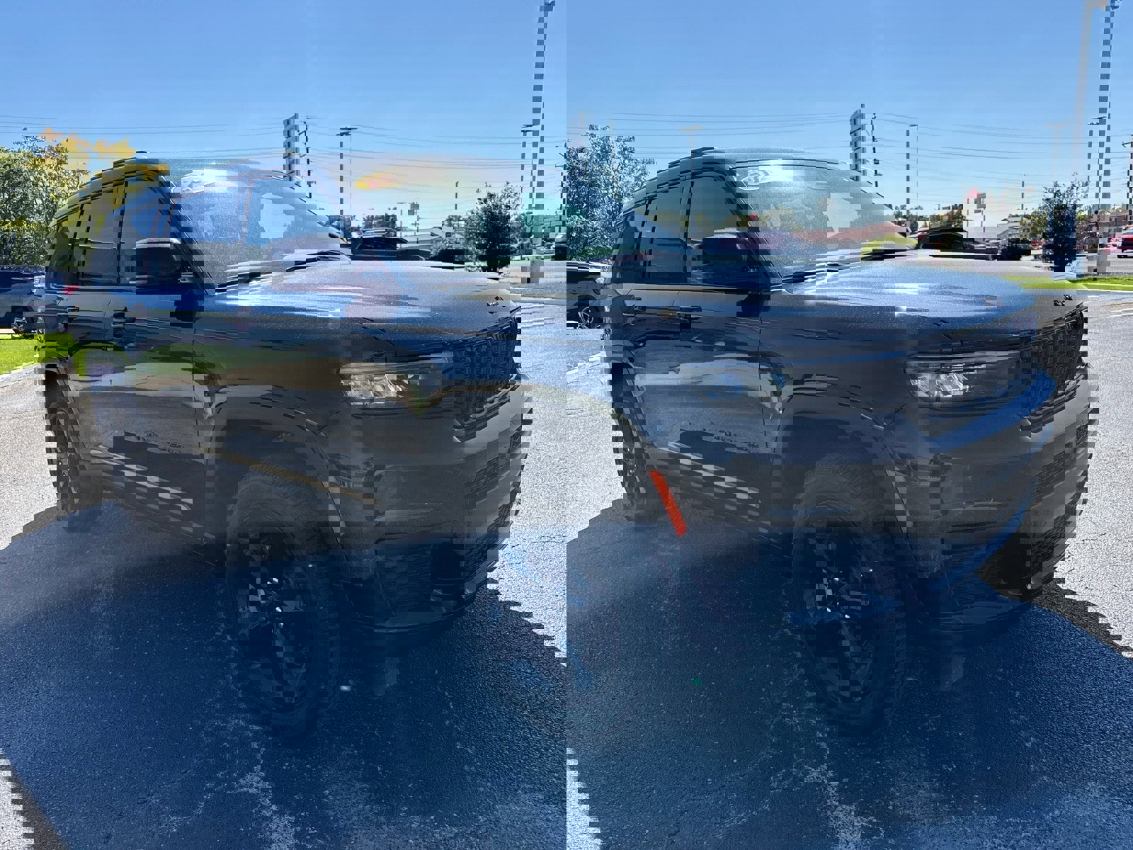 New 2025 Jeep Grand Cherokee L Laredo image 4