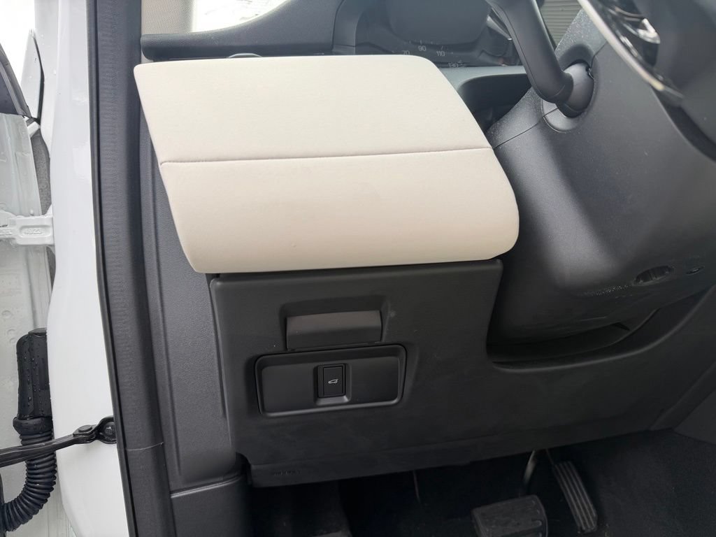 Used 2025 Land Rover Discovery Sport S AWD/4WD image 13