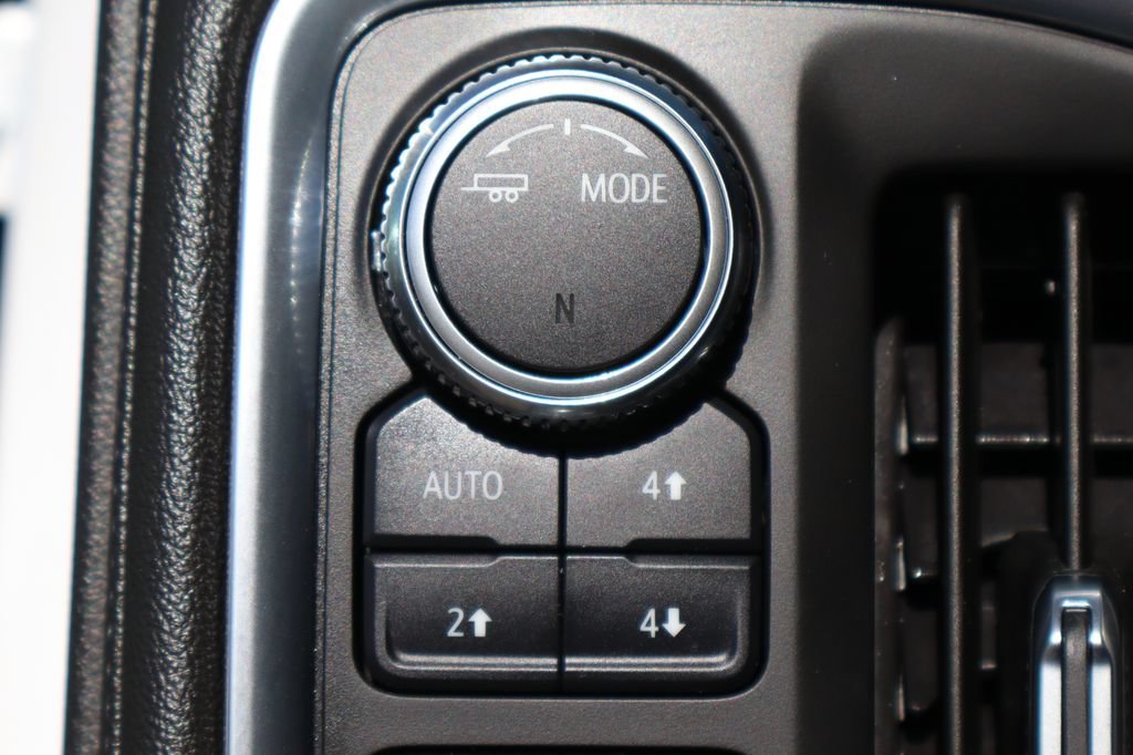 Used 2022 GMC Sierra 2500 Denali w/ Denali Ultimate Package AWD/4WD image 27