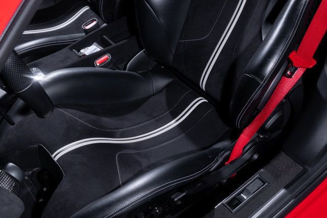 Used 2020 Ferrari 488 Pista Spider image 24