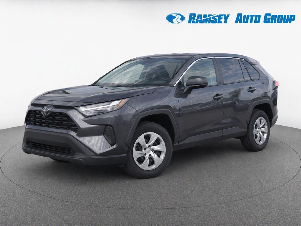 Used 2023 Toyota RAV4 LE AWD/4WD image 2