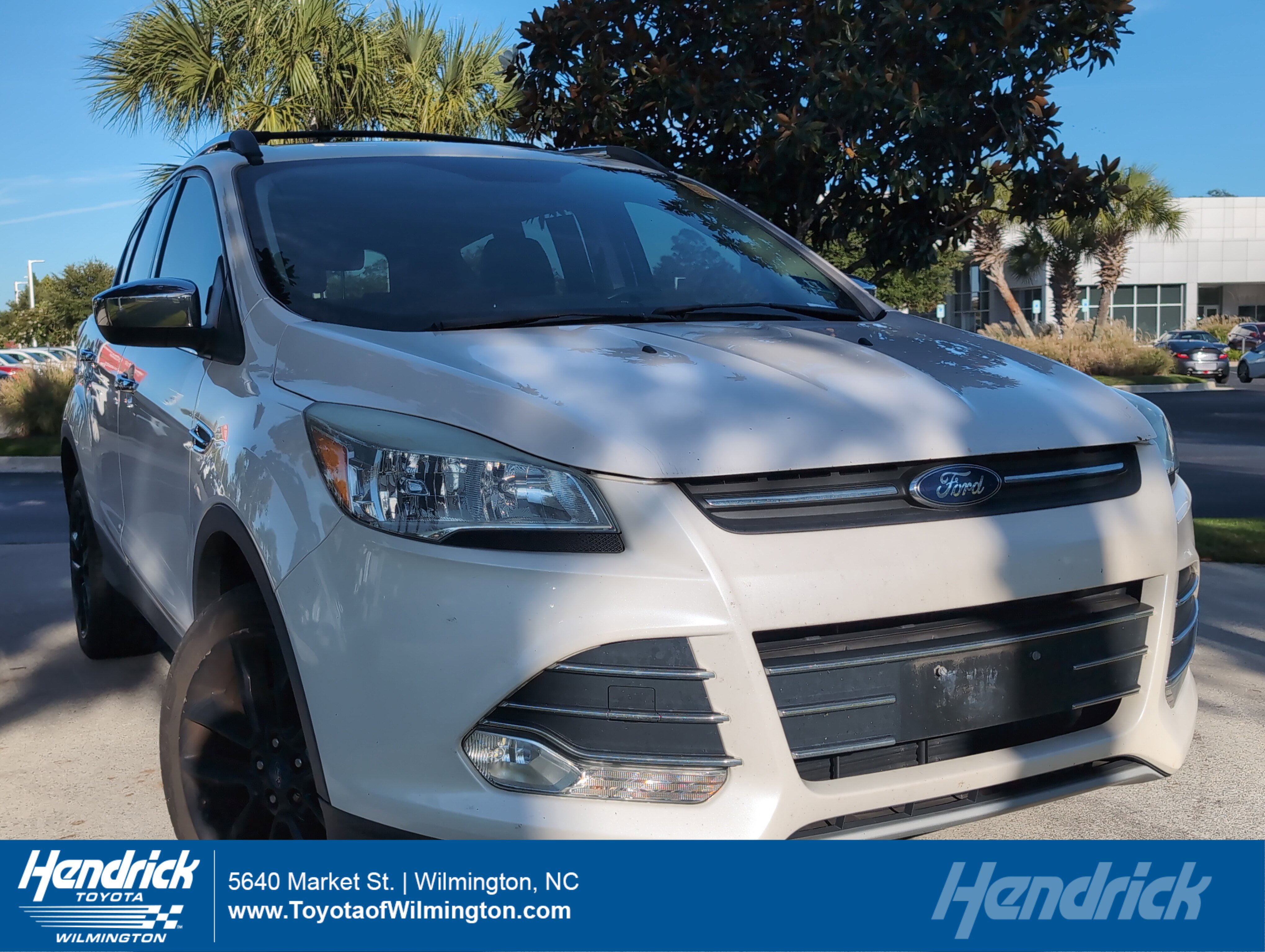 Used 2016 Ford Escape SE w/ SE Chrome Package