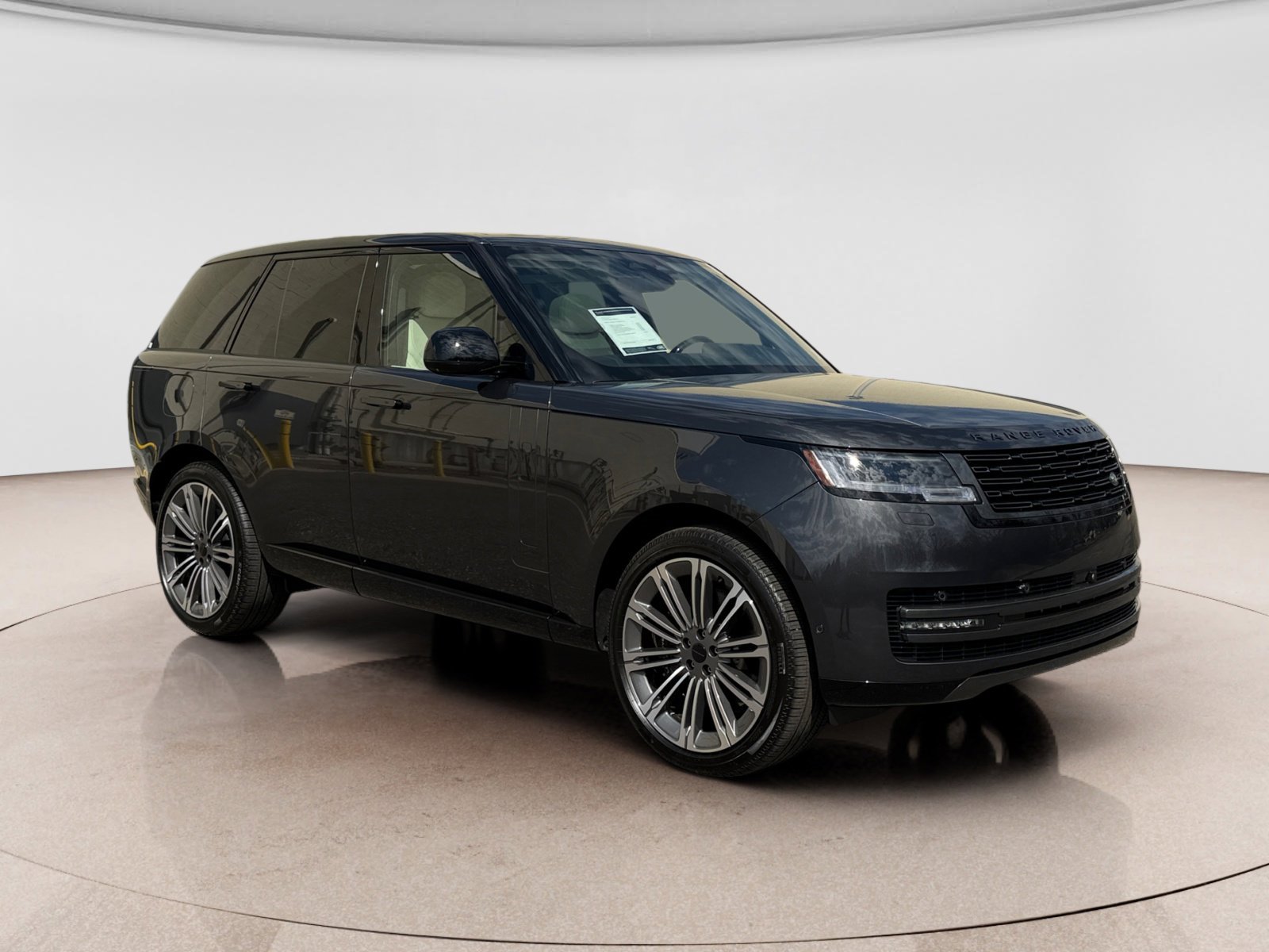 New 2025 Land Rover Range Rover SE image 7