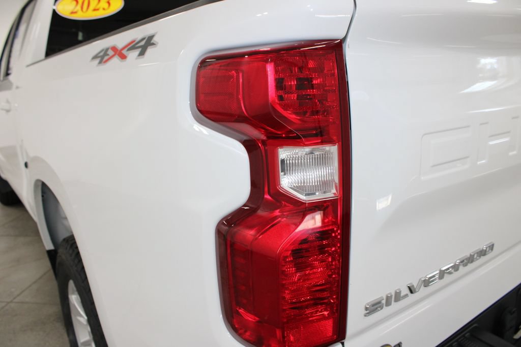 Used 2023 Chevrolet Silverado 1500 LT w/ Work Truck Package AWD/4WD image 23