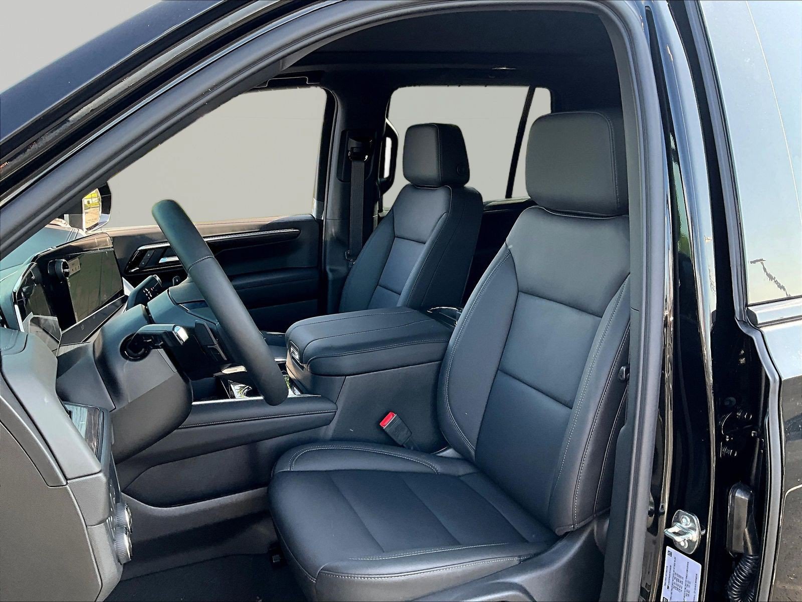 New 2026 Chevrolet Tahoe Z71 w/ Comfort Package AWD/4WD image 17