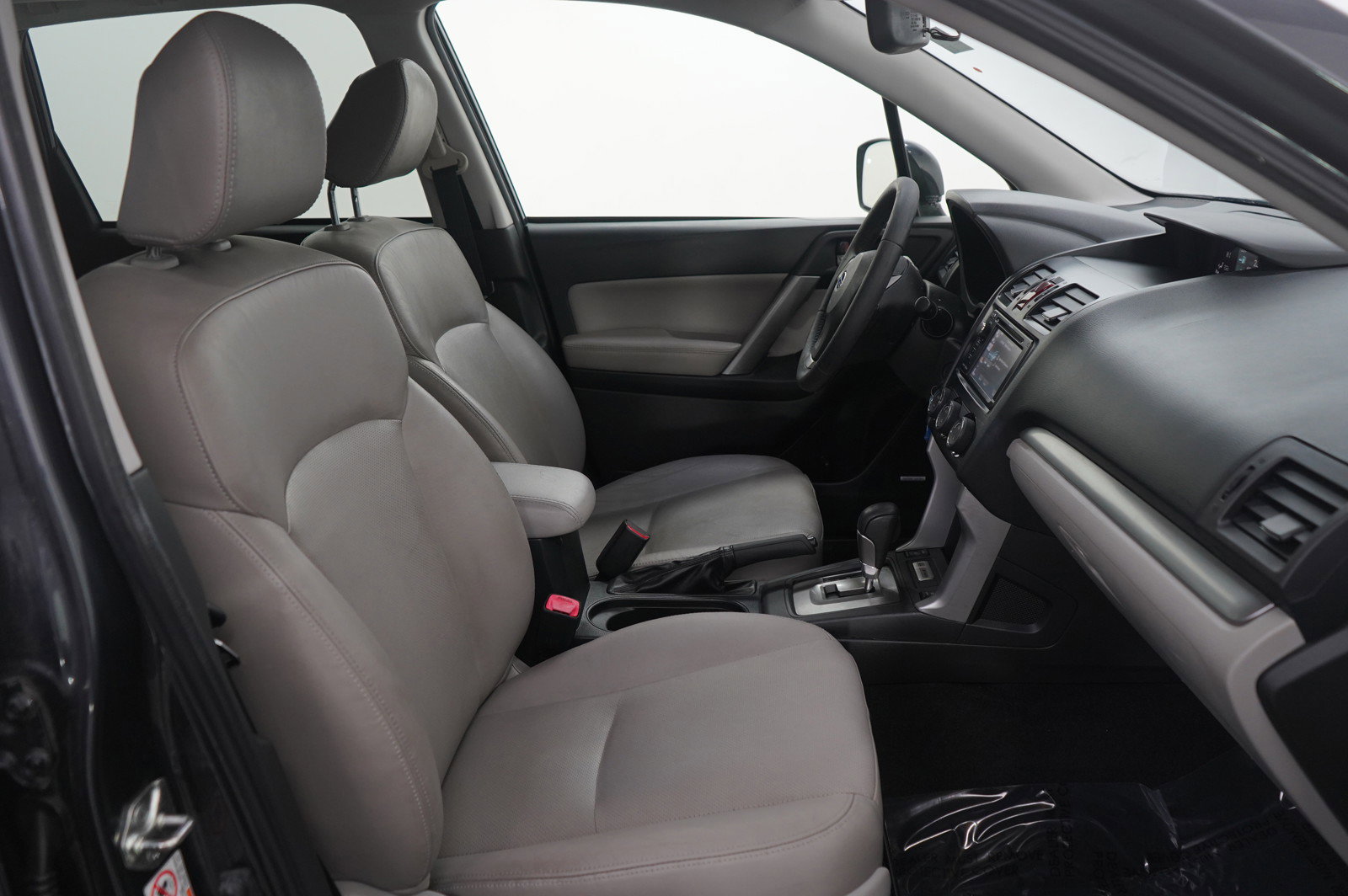 Used 2015 Subaru Forester 2.5i Limited image 10