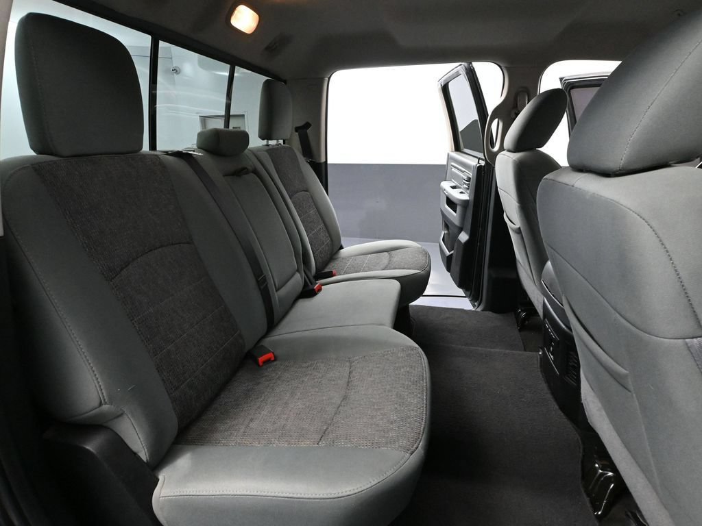 Used 2017 RAM 1500 Big Horn AWD/4WD image 34