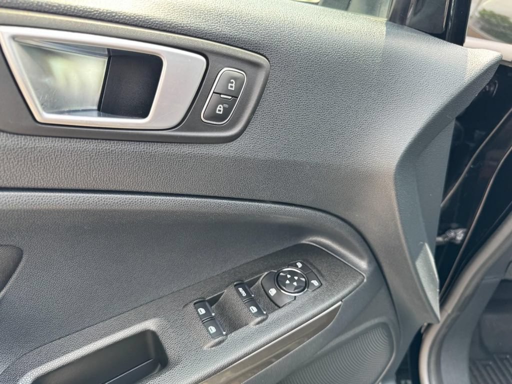 Used 2019 Ford EcoSport SE w/ SE Convenience Package AWD/4WD image 15