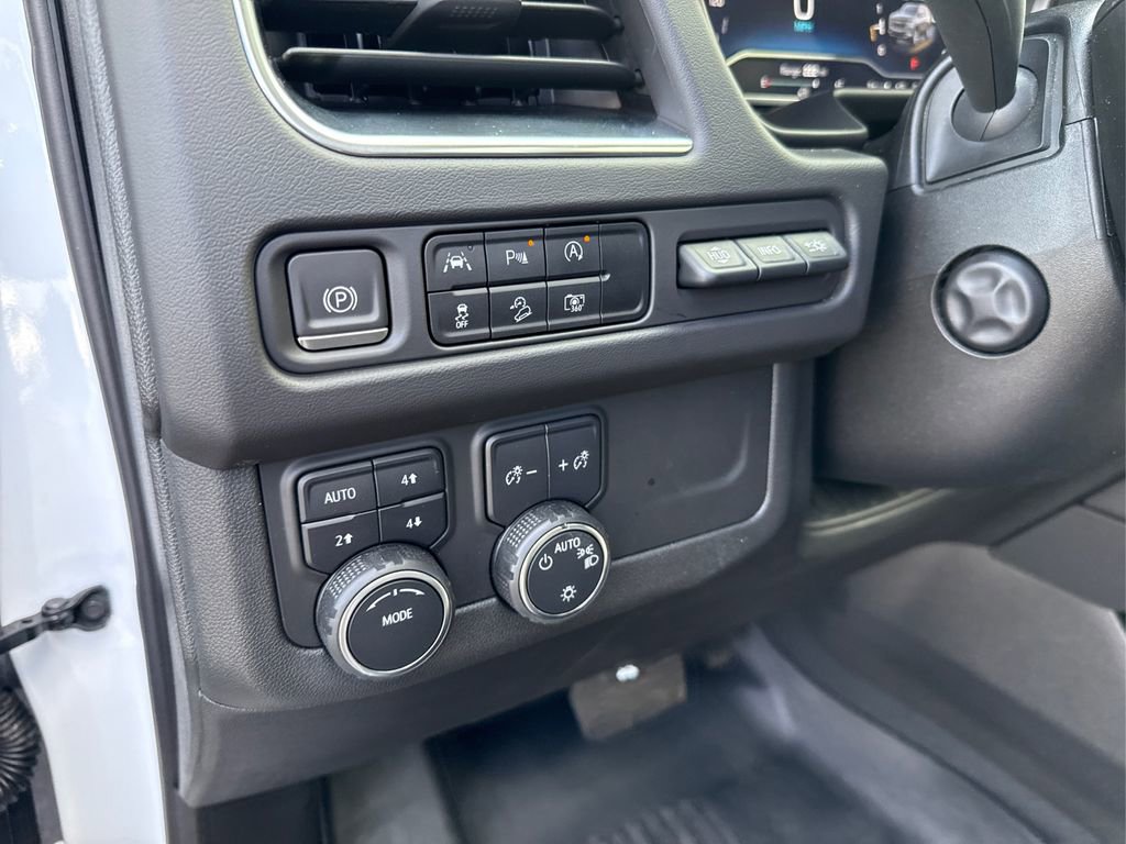 Used 2023 Chevrolet Tahoe High Country image 42