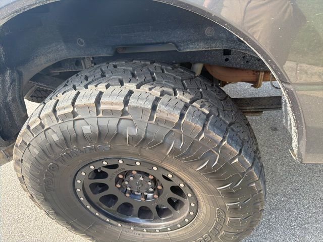 Used 2022 Ford F250 Lariat w/ Black Appearance Package image 19