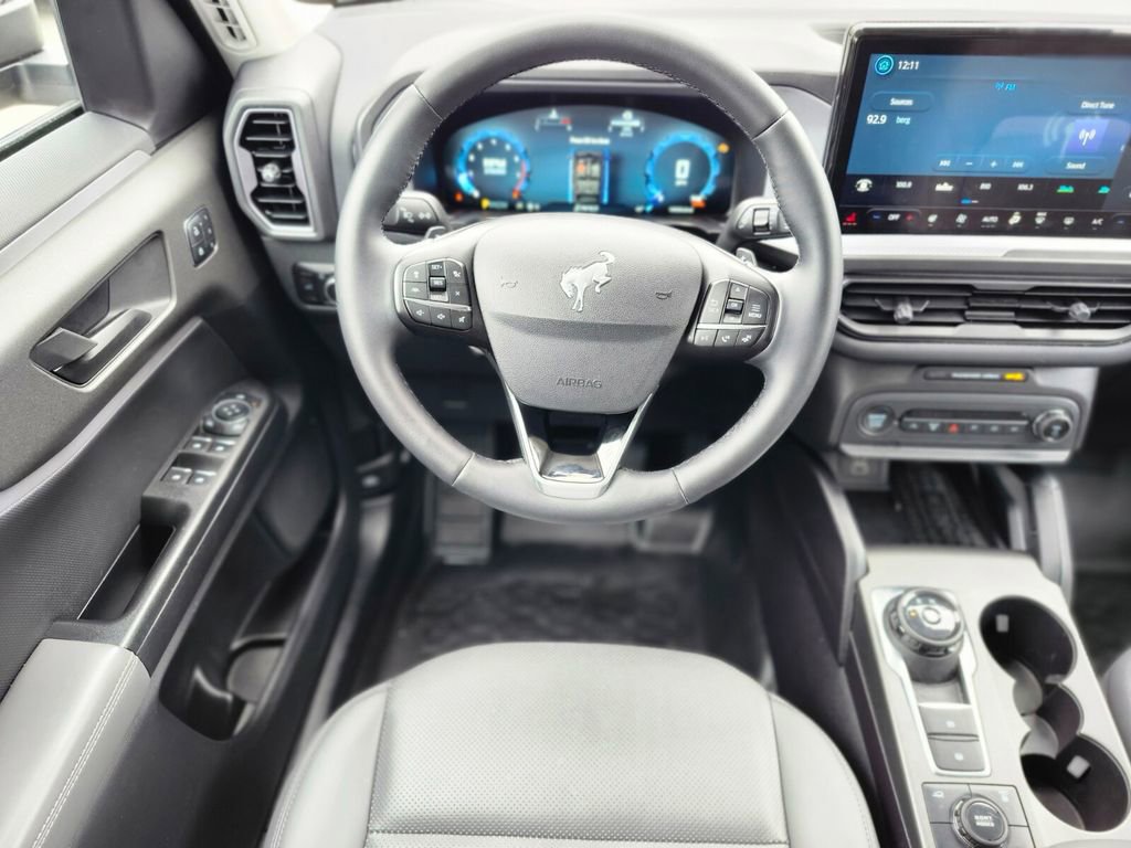 Used 2025 Ford Bronco Sport Badlands image 13