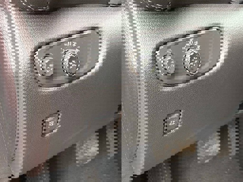 New 2025 Chevrolet Blazer LT image 20