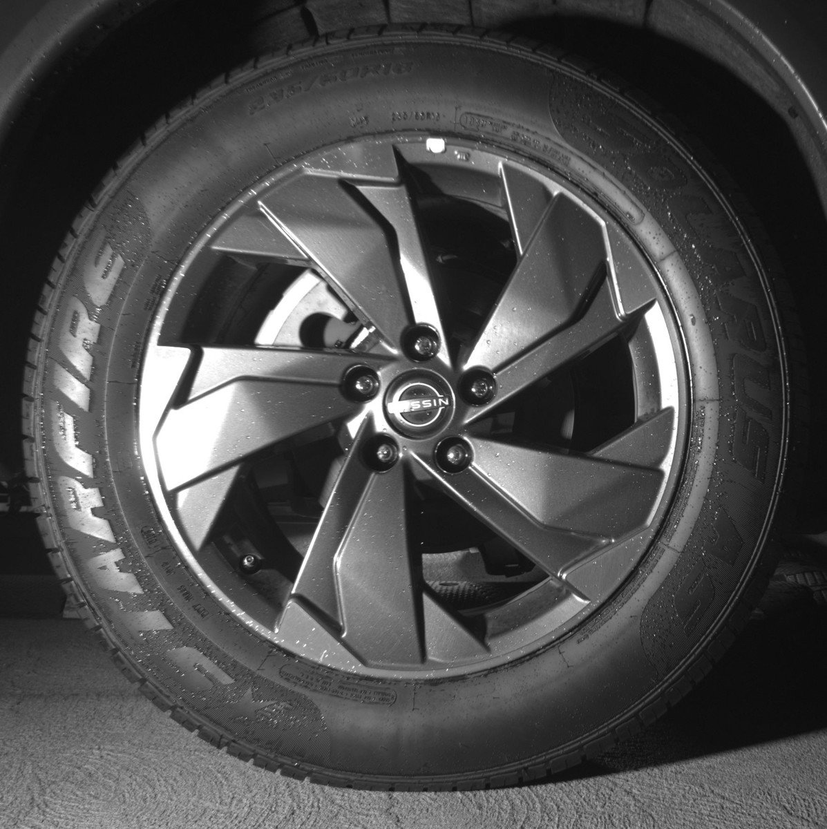 Used 2025 Nissan Rogue SV FWD image 15