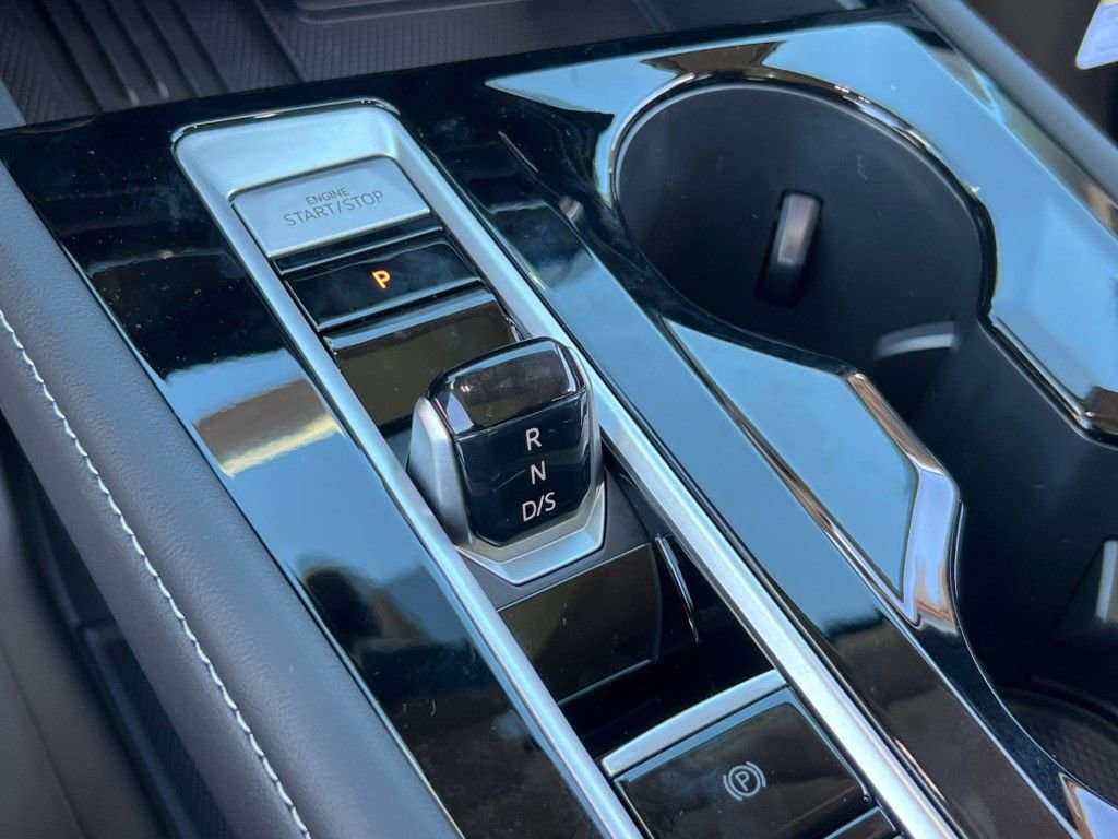 New 2026 Volkswagen Atlas SE image 28