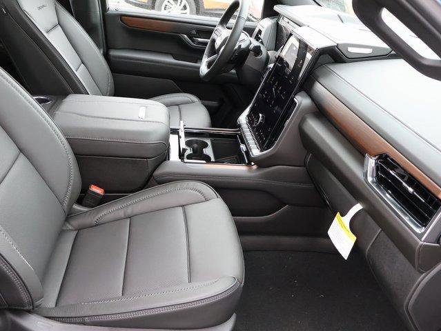New 2026 GMC Yukon Denali w/ Sun & Power Step Package image 10