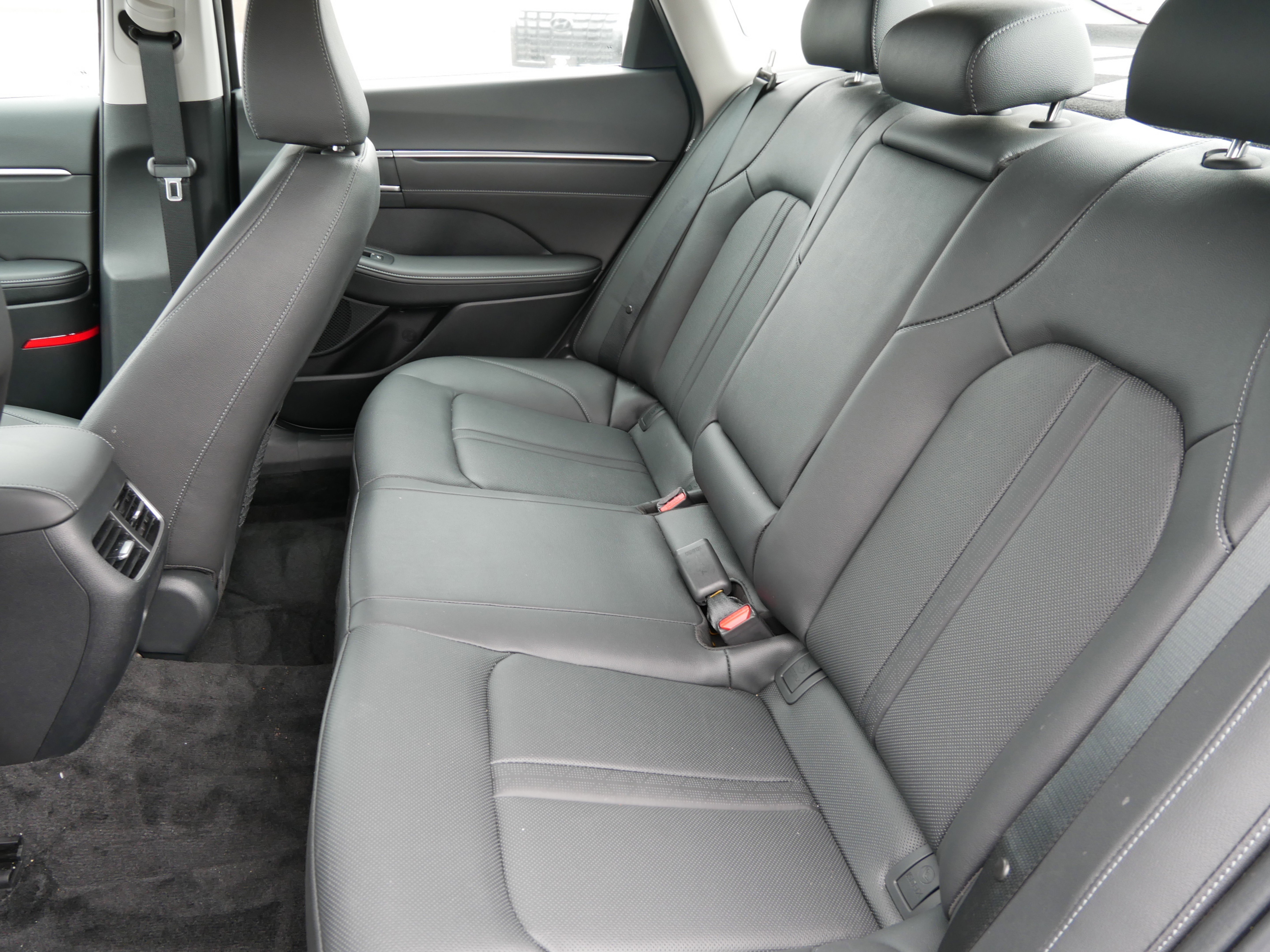 Used 2023 Hyundai Sonata Limited image 12