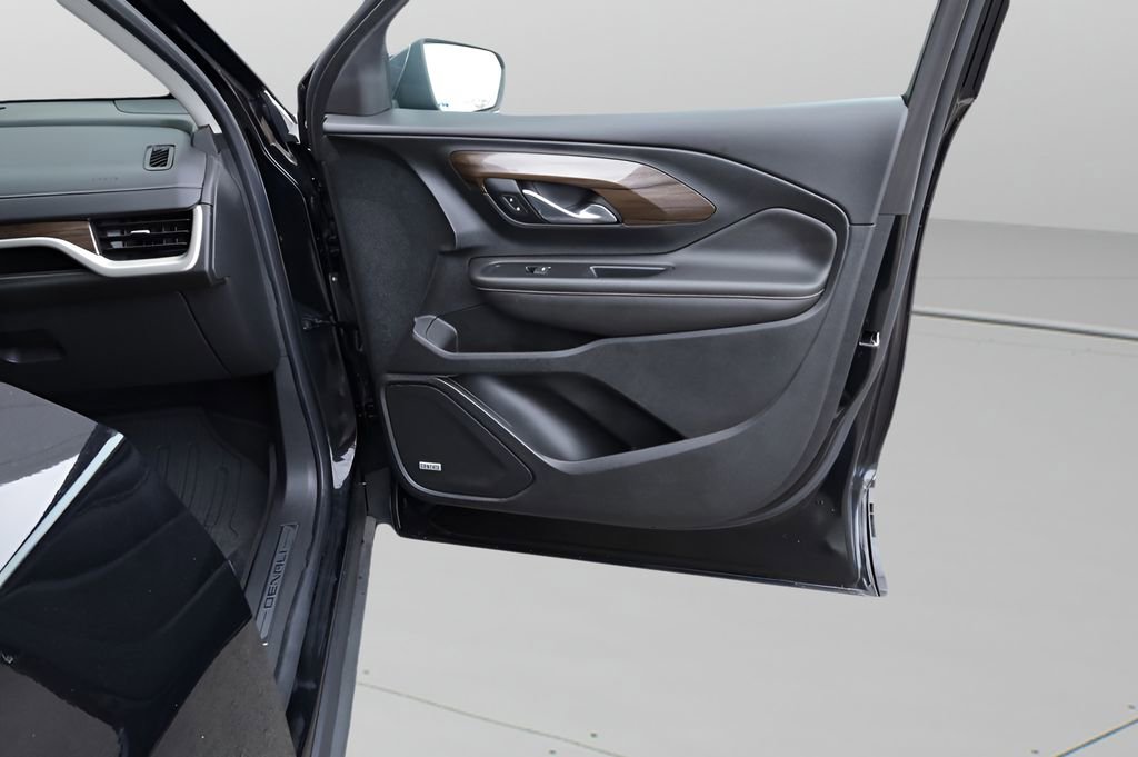 Used 2021 GMC Terrain Denali w/ Denali Premium Package image 17
