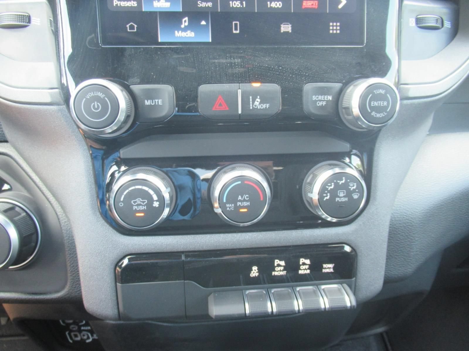 New 2026 RAM 1500 Express RWD image 26