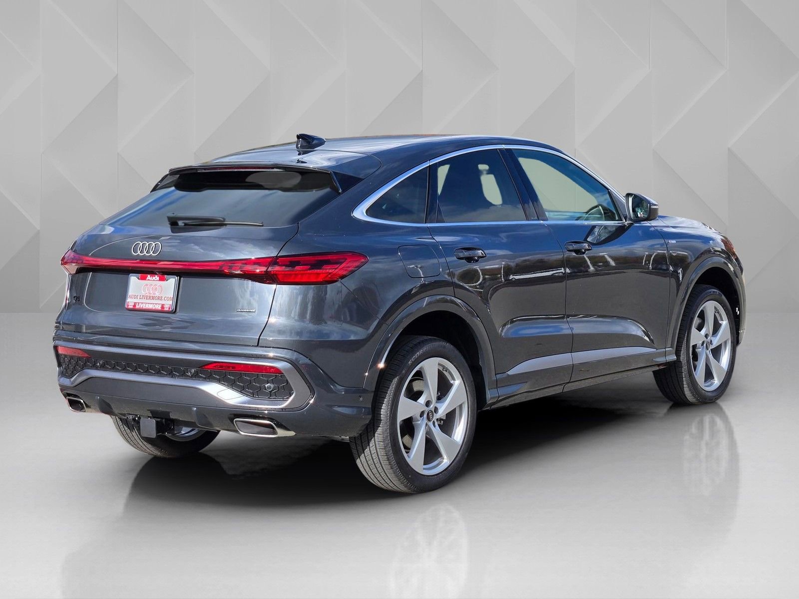 New 2025 Audi Q5 Premium Plus AWD/4WD image 6