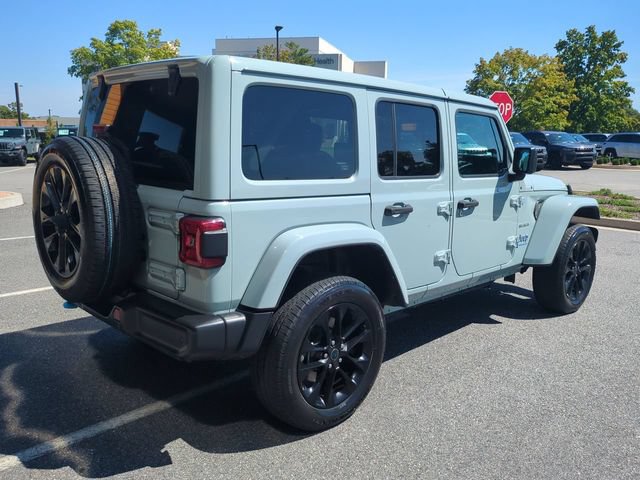 Used 2024 Jeep Wrangler Unlimited Sahara w/ Technology Group AWD/4WD image 4